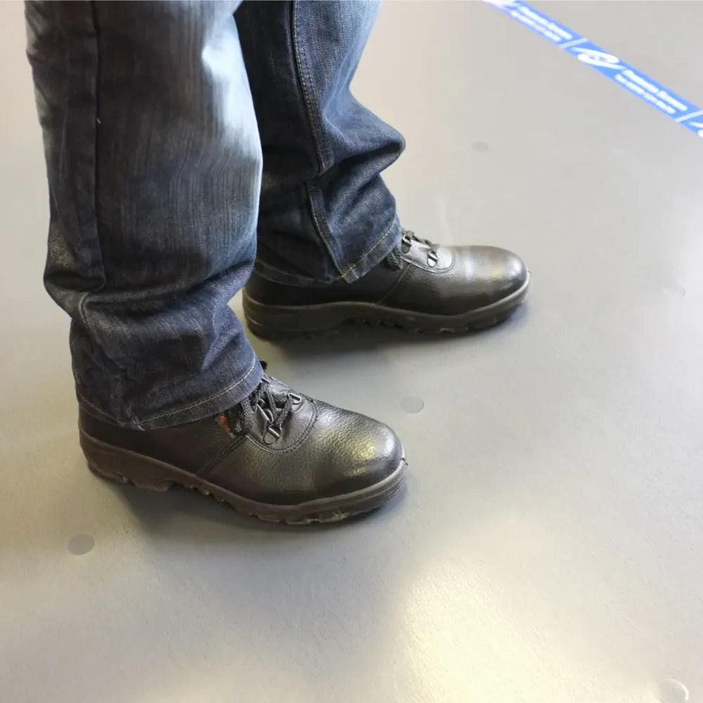 Protection cartonnée noire en rouleau